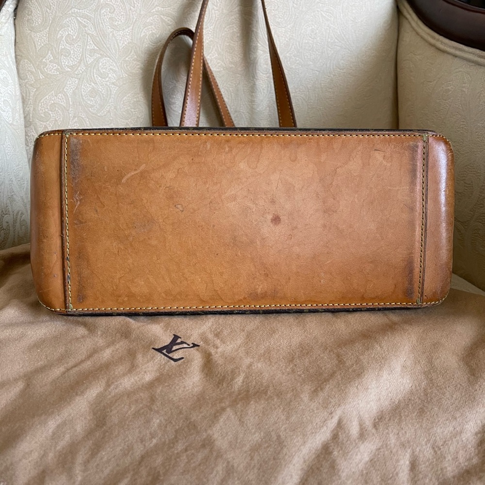 Authentic Louis Vuitton - Picture 5 of 10